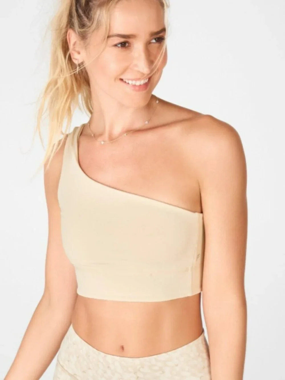 Fabletics Harlow Reversible Sports Bra in Chill/Cream Puff - Size Medium